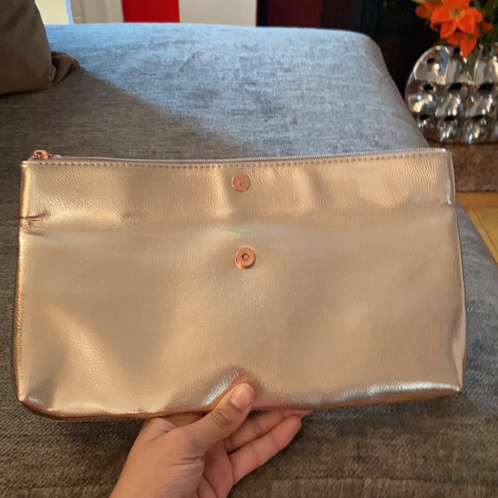 Party/makeup bag - Picture 3 of 3